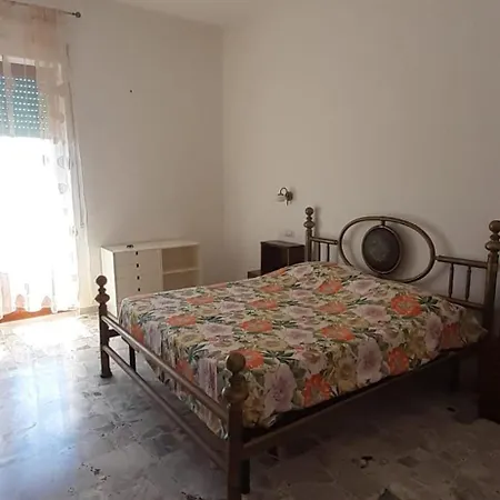 Casa Baciata Dal Sole 아파트 *